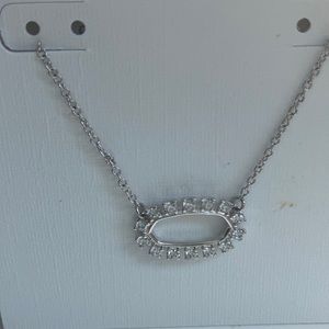 Kendra Scott necklace